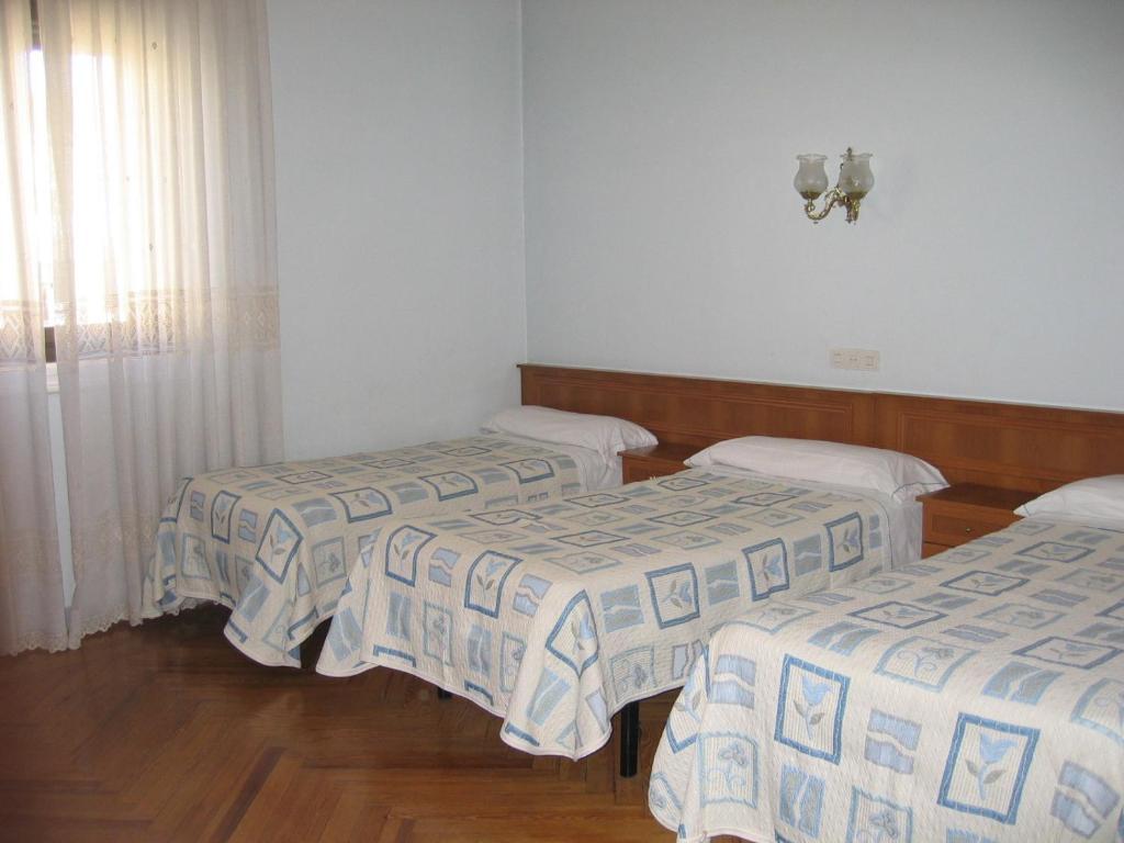 Hostal Splendid - Gran Via Мадрид Экстерьер фото