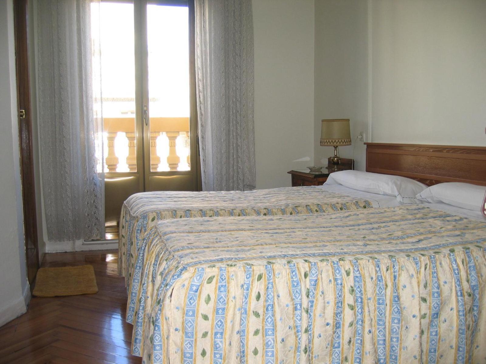 Hostal Splendid - Gran Via Мадрид Экстерьер фото