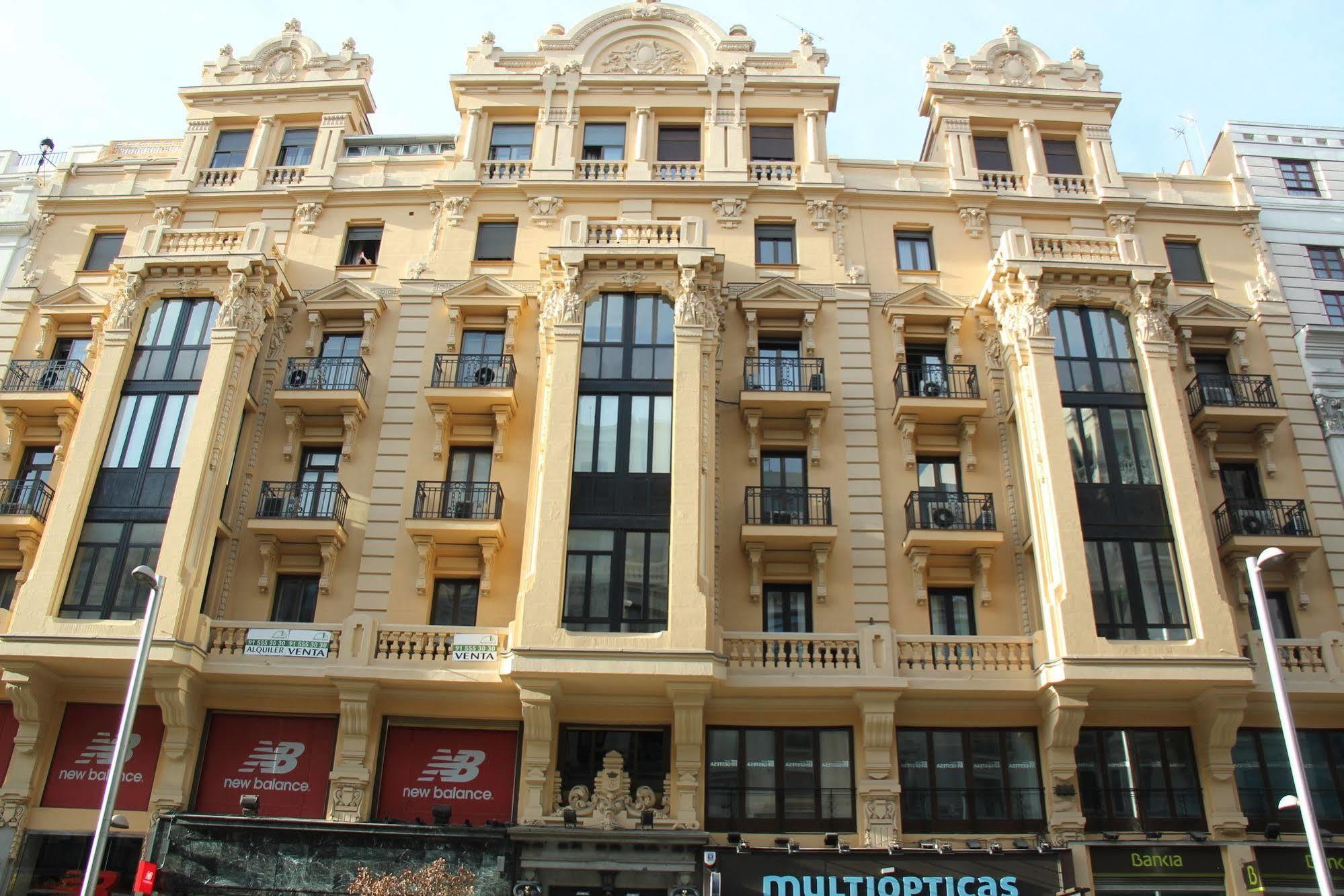 Hostal Splendid - Gran Via Мадрид Экстерьер фото